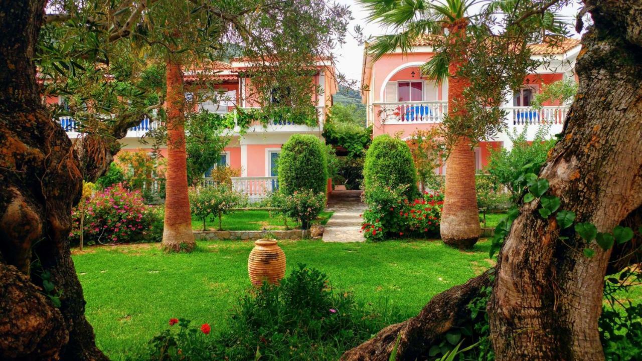 الشقق الفندقية كيريفي  Kyprianos المظهر الخارجي الصورة